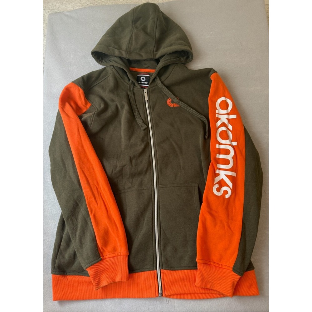 Akademiks men's zip-up hoodie Size Medium‎